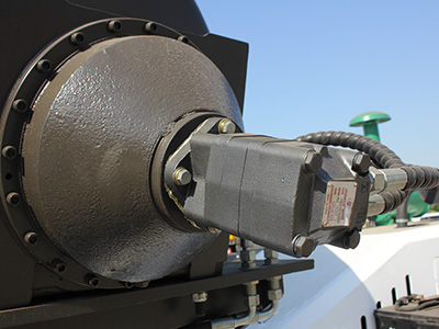 1.2m3全自動上料攪拌車